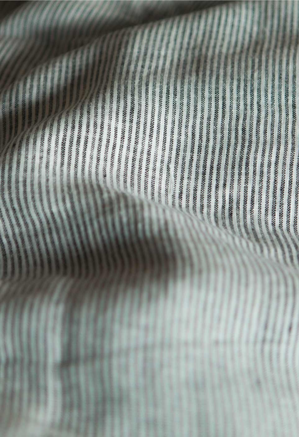 STRIPED & WASHED LINEN DUVET COVER  BLACK/MILK