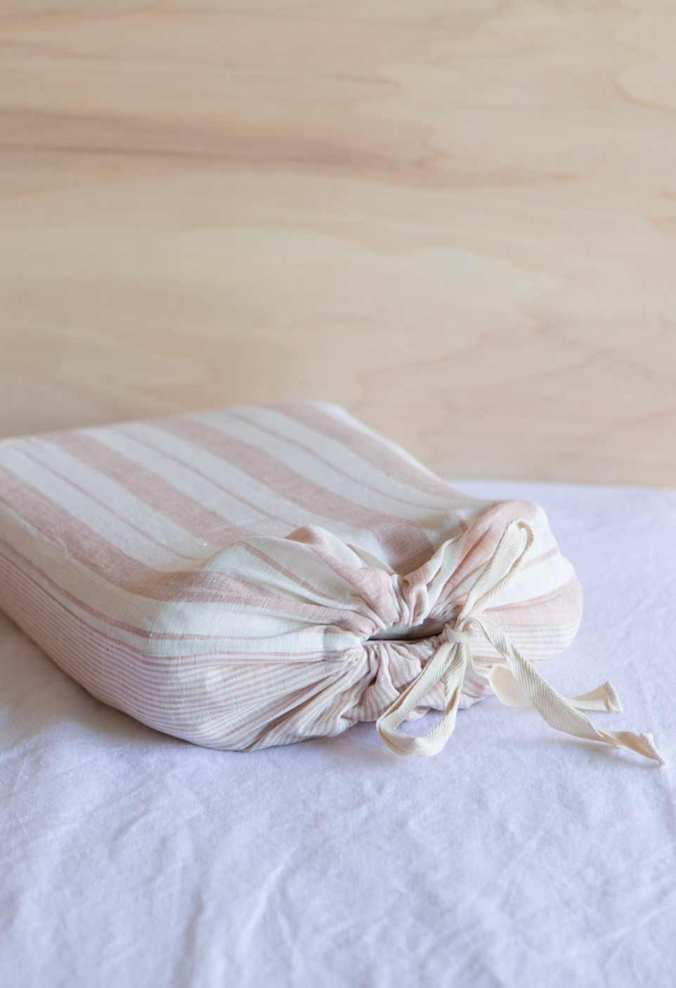 STRIPED & WASHED LINEN DUVET COVER  GLAISE/MILK