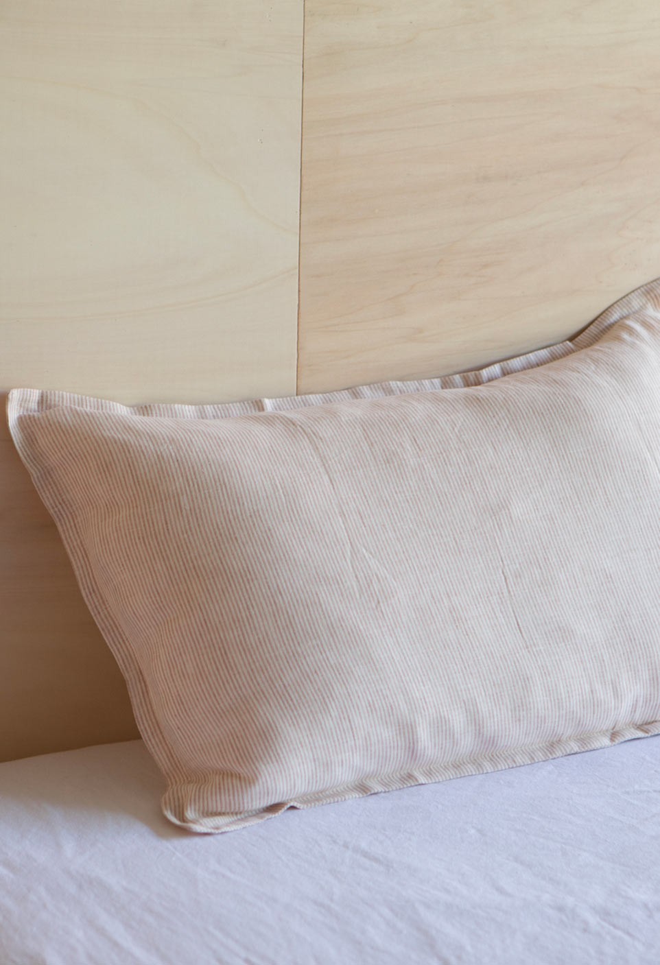 WASHED LINEN PILLOWCASE  GLAISE/MILK