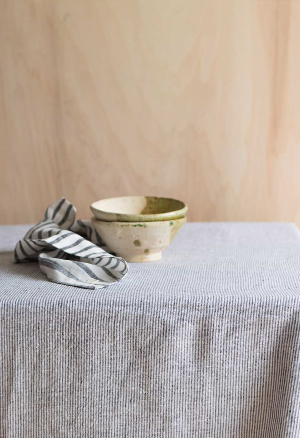 washed linen black/milk tablecloth | Gabrielle Paris