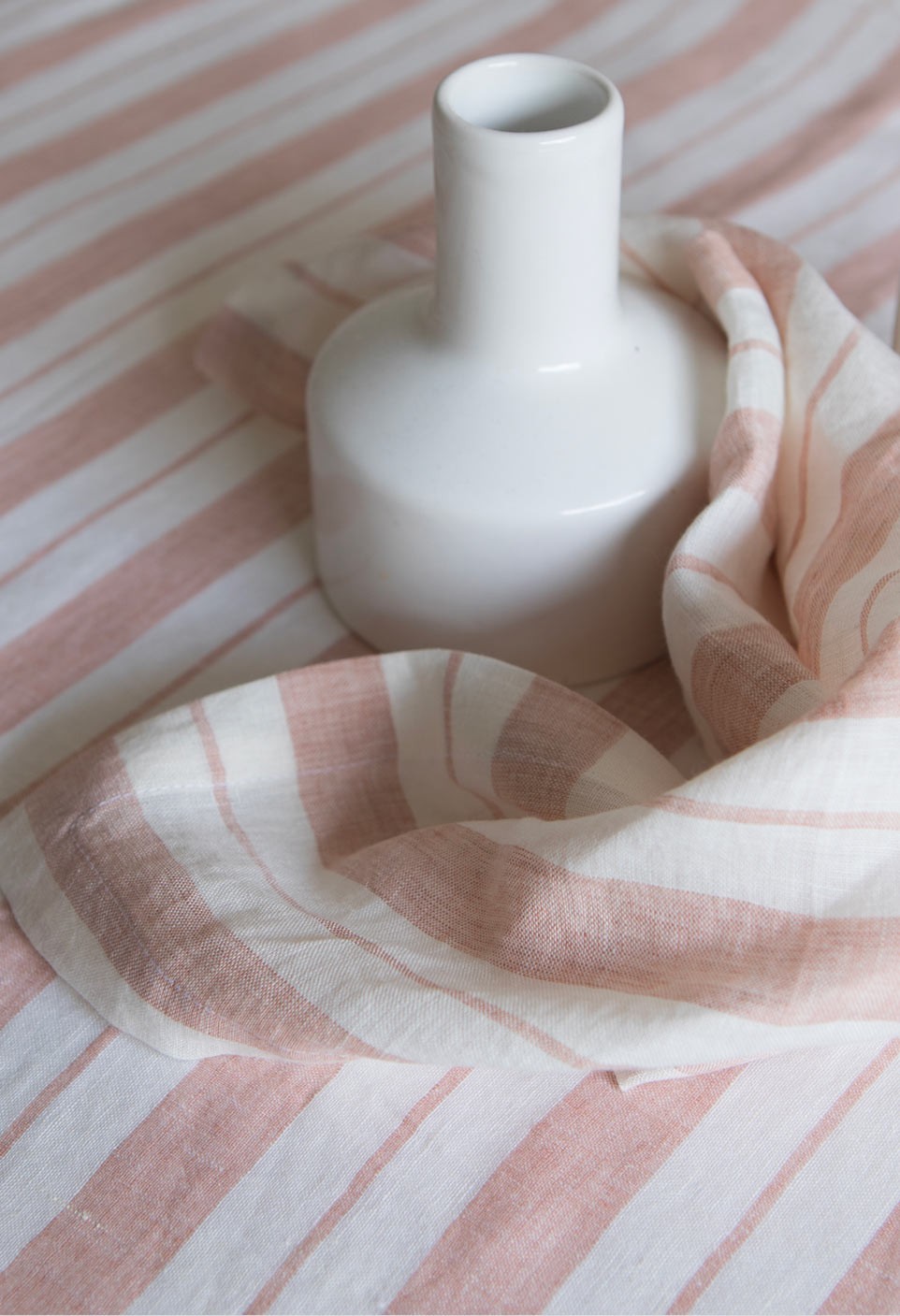 striped and washed linen tablecloth glaise/milk | Gabrielle Paris