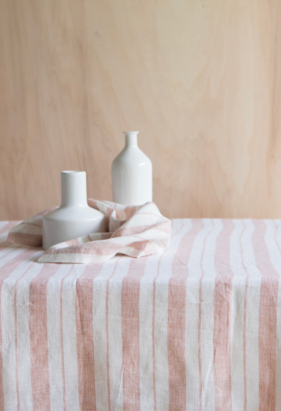 striped and washed linen tablecloth glaise/milk | Gabrielle Paris