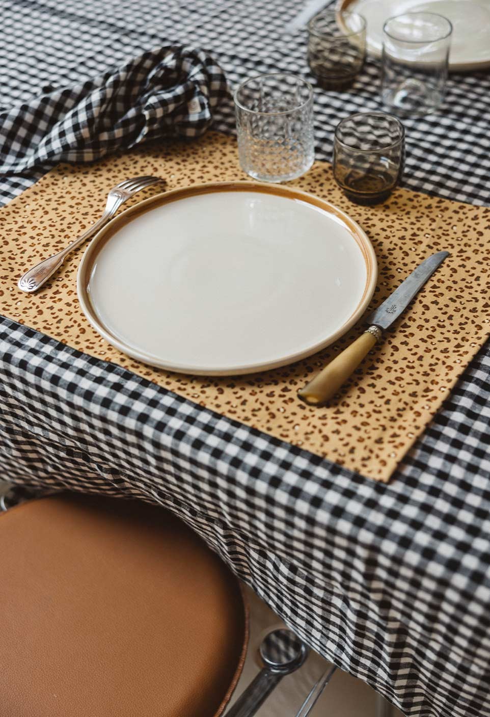 Check tablecloth - vichy black - washed linen - bed linen