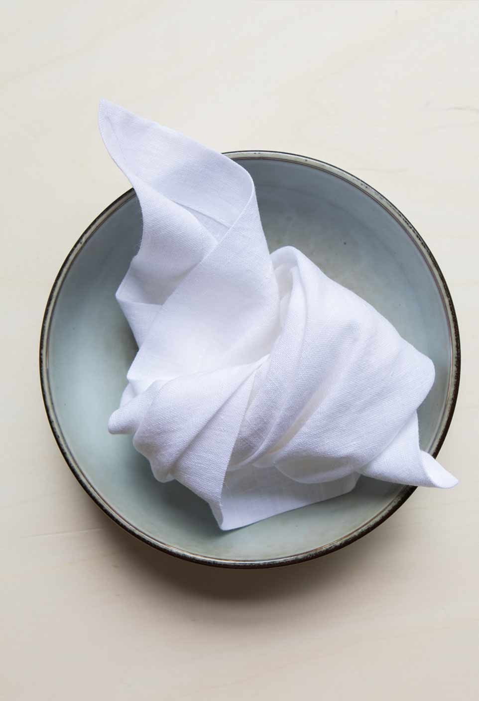 washed linen napkin white snow | Gabrielle Paris