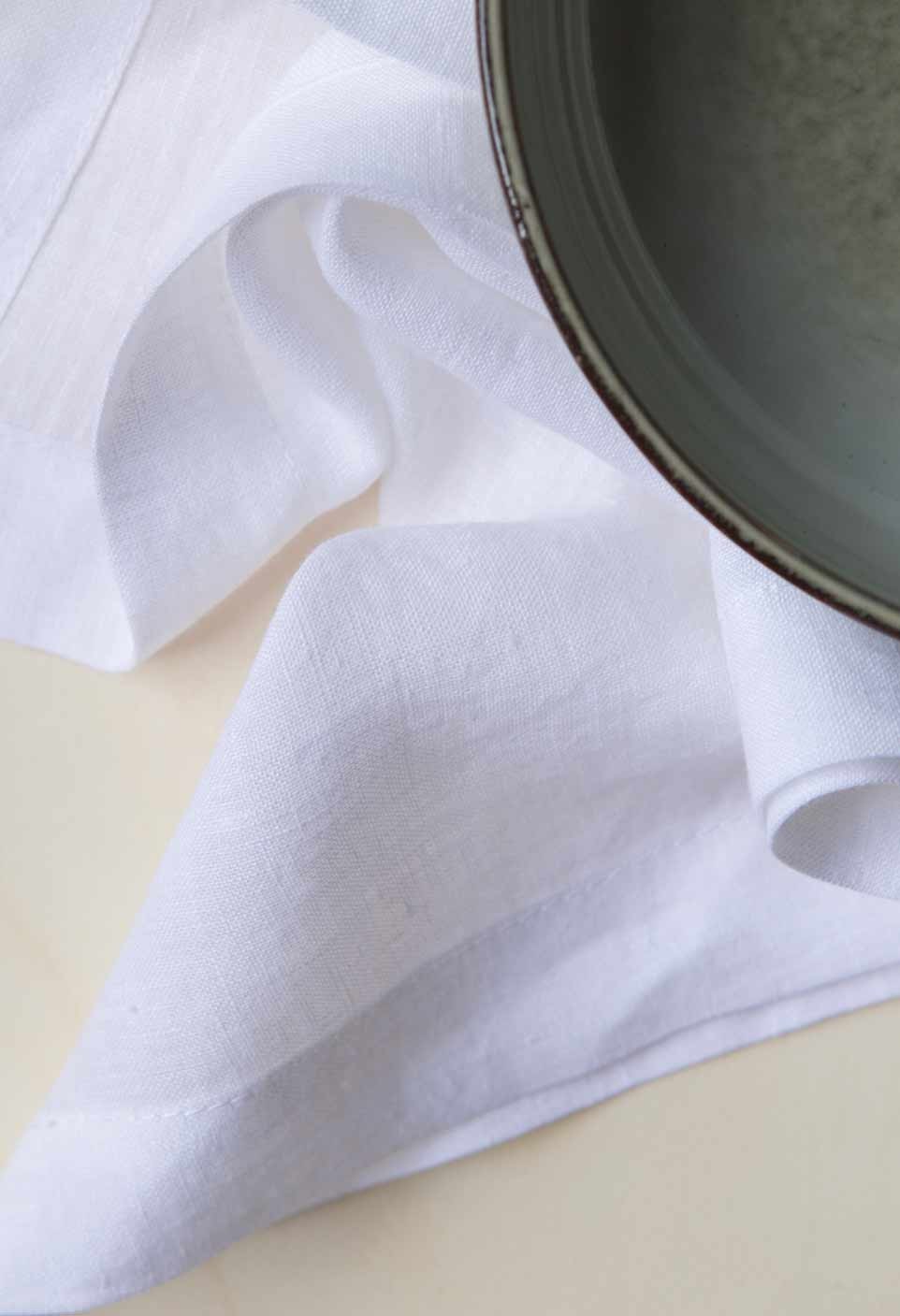 washed linen napkin white snow | Gabrielle Paris