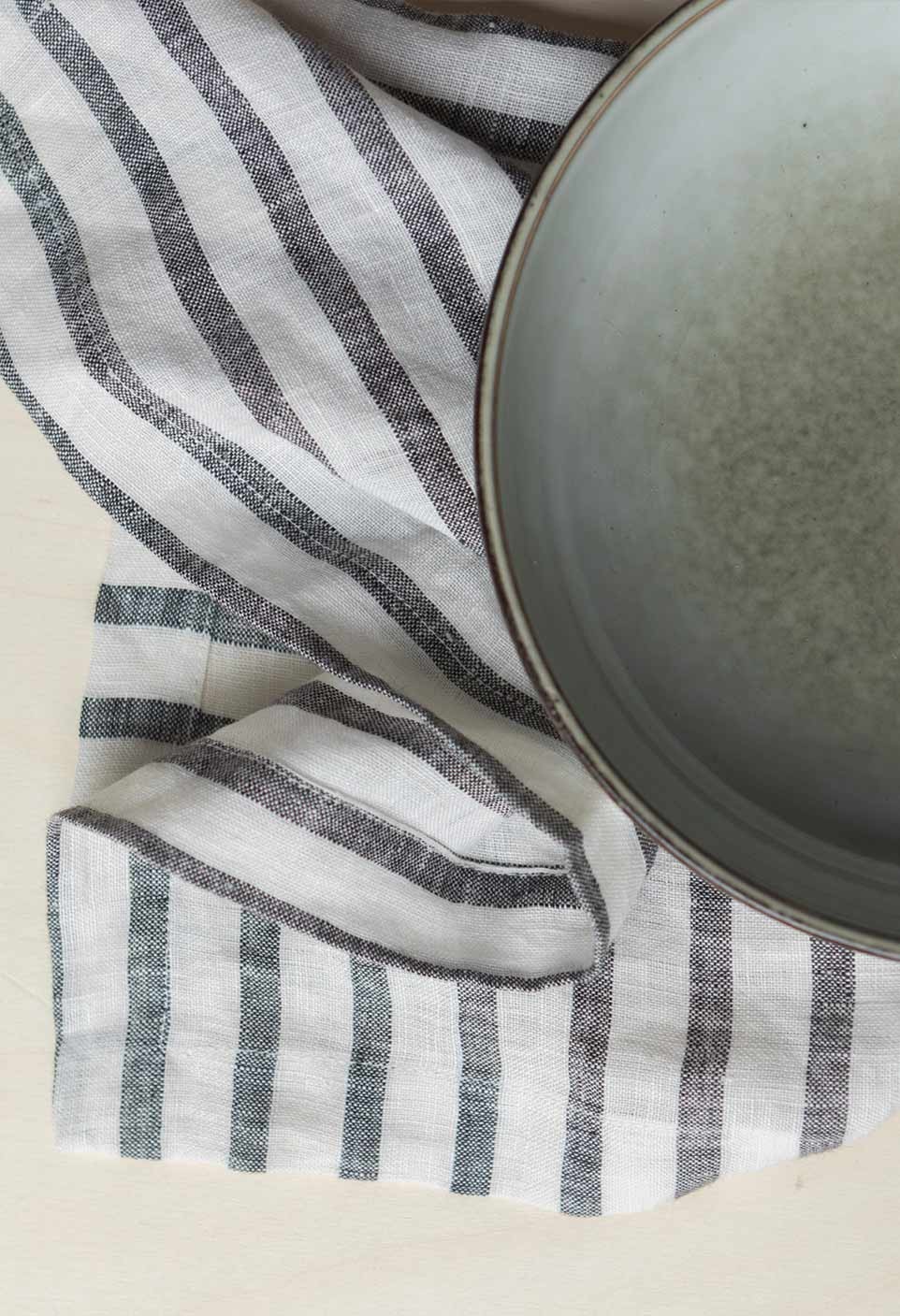 striped and washed linen napkin black white milk | Gabrielle Paris