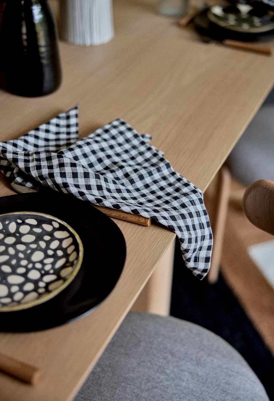 SERVIETTE DE TABLE  EN LIN VICHY BLACK