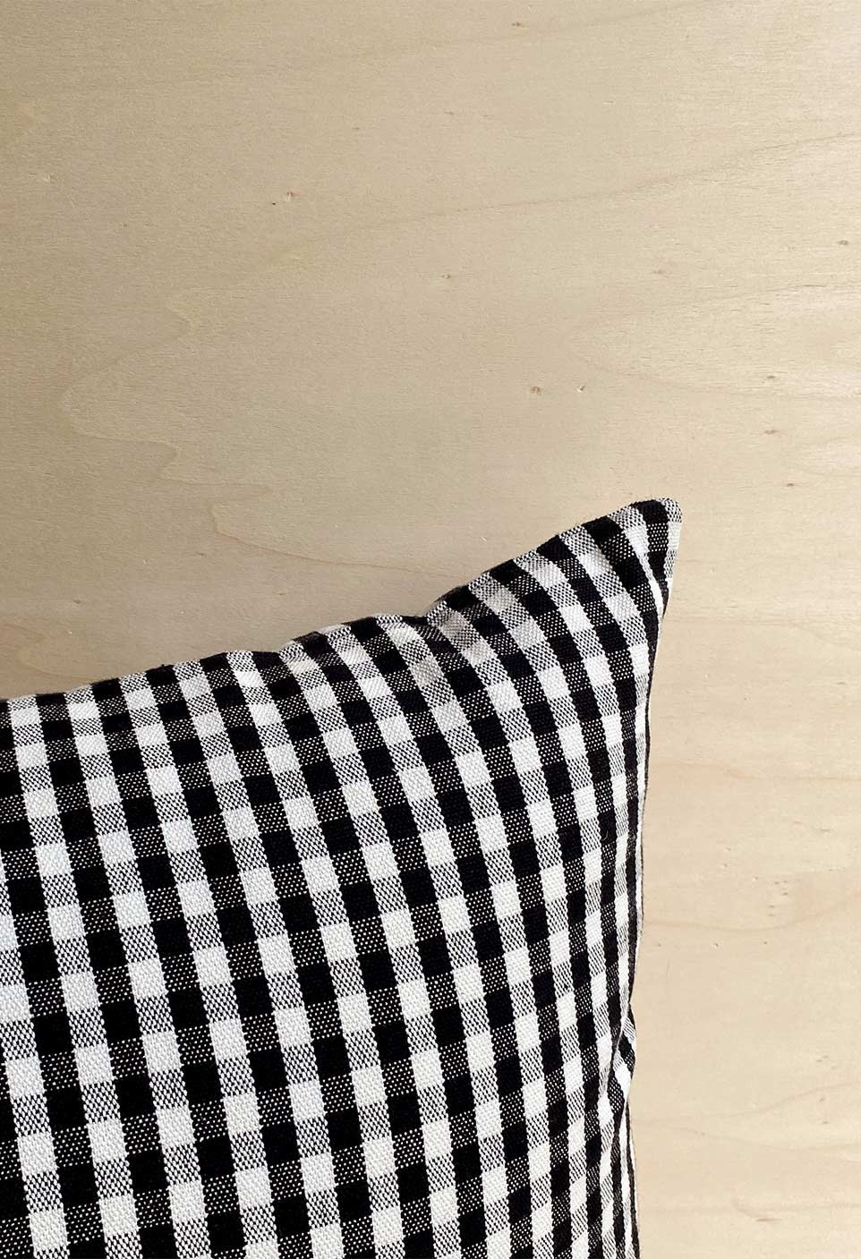 COTTON SAO PAULO CUSHION  VICHY BLACK