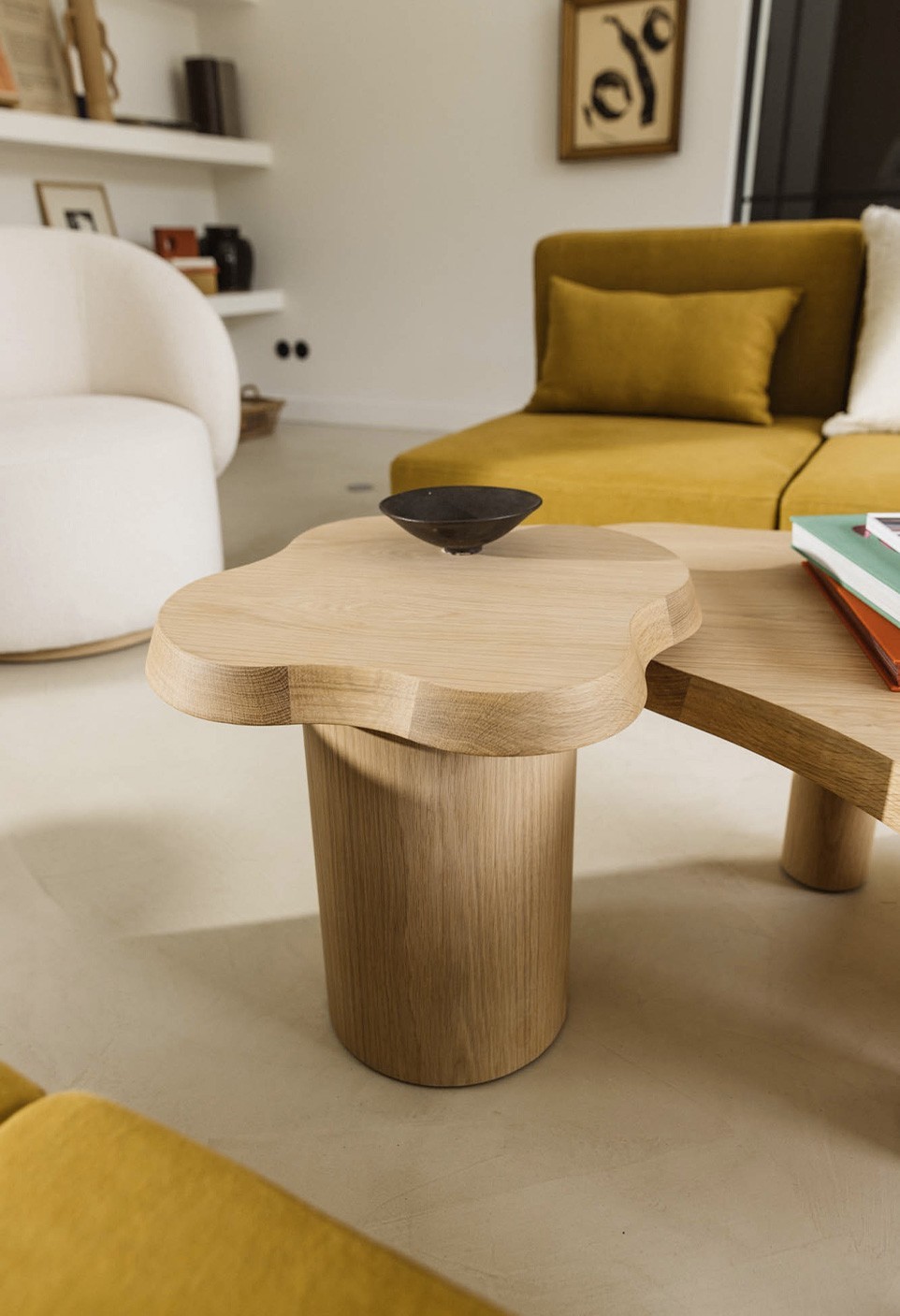 MAHAUT THE END TABLE  NATURAL OAK FINISH