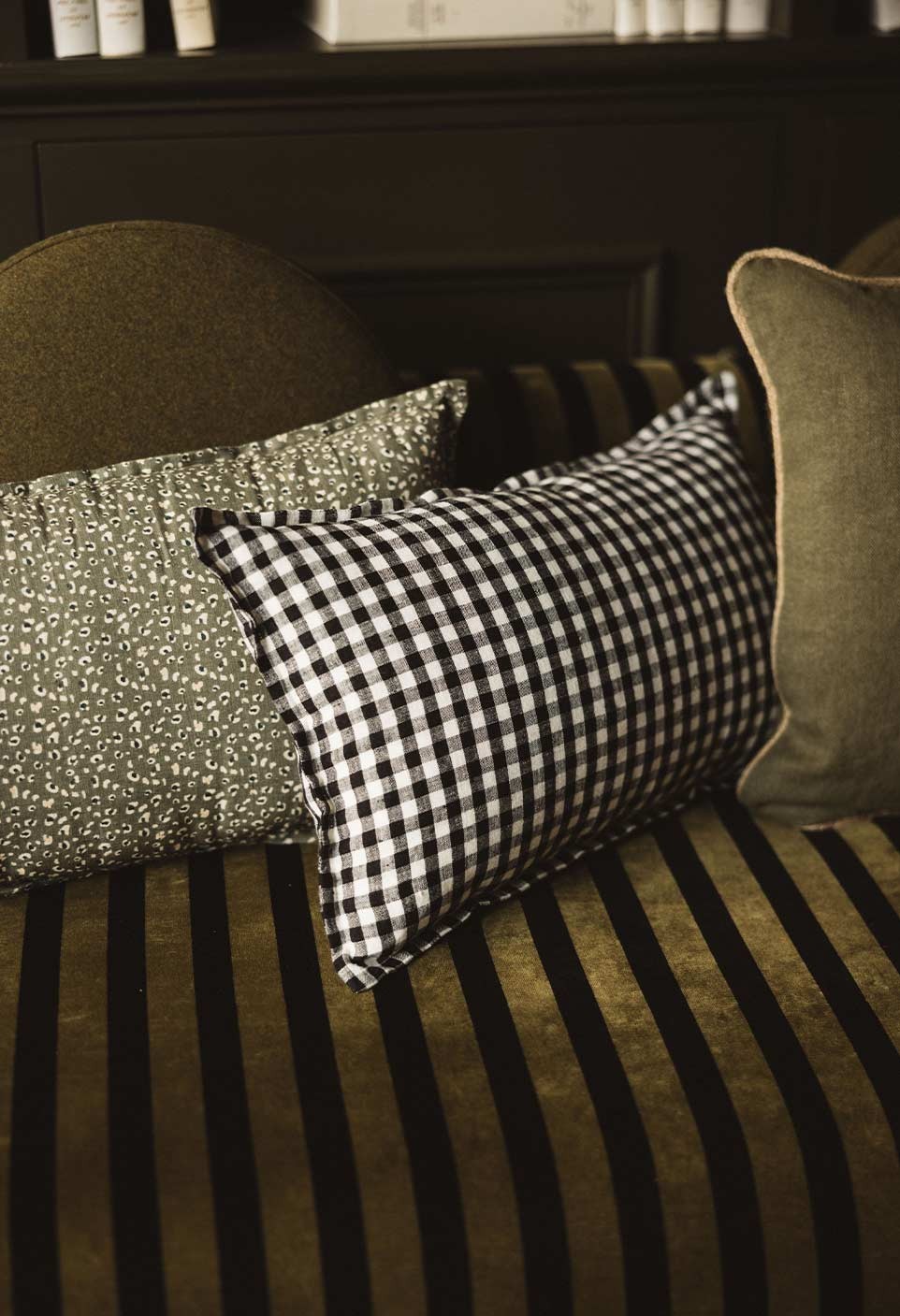 Check taormina cushion - washed linen - vichy black - decoration