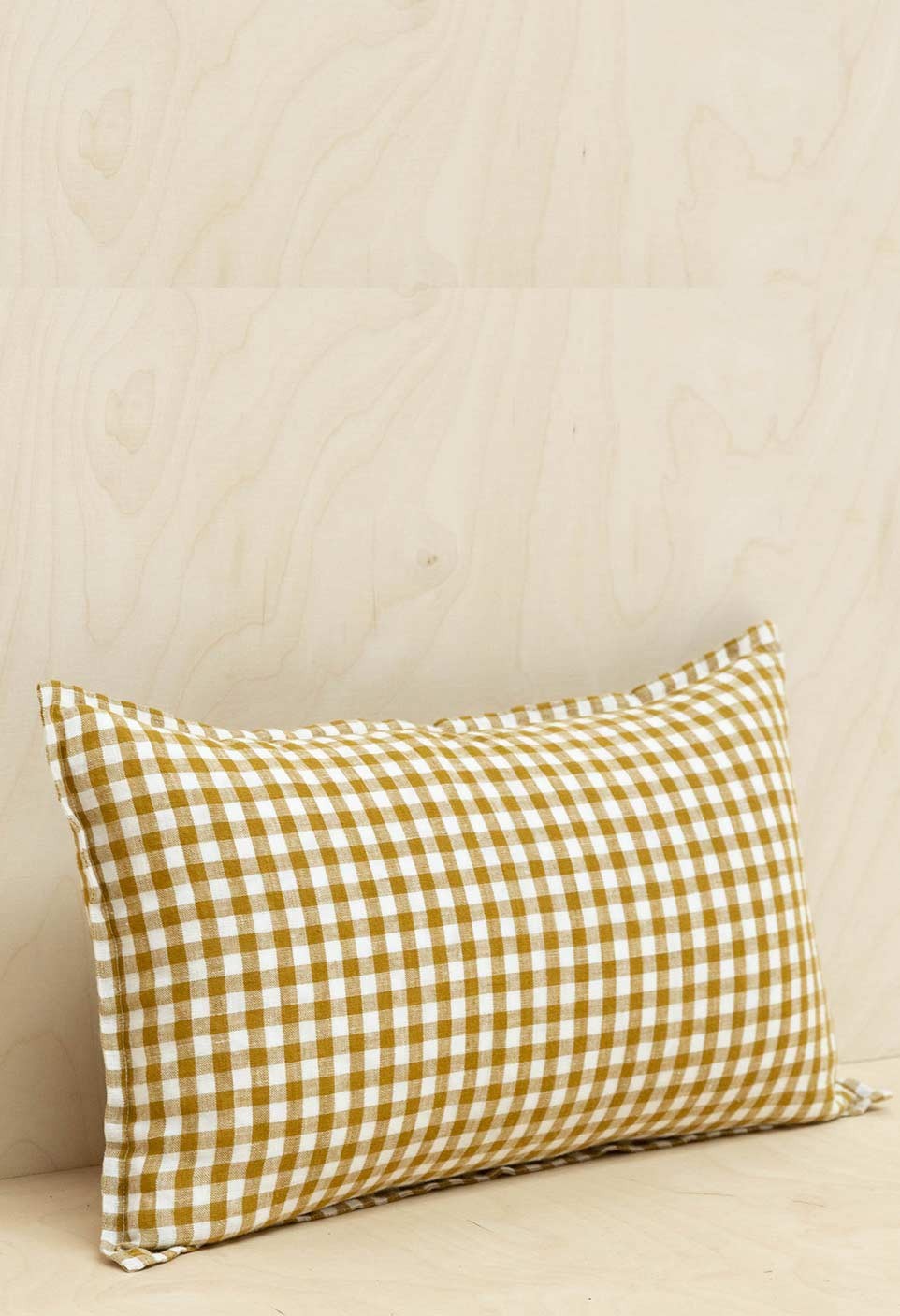 Check taormina cushion - washed linen - vichy curry - decoration