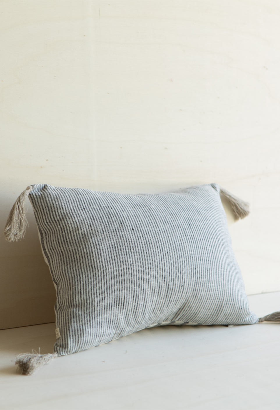 Coussin rayures Black/Milk Bahia | Envolée Home | Gabrielle Paris