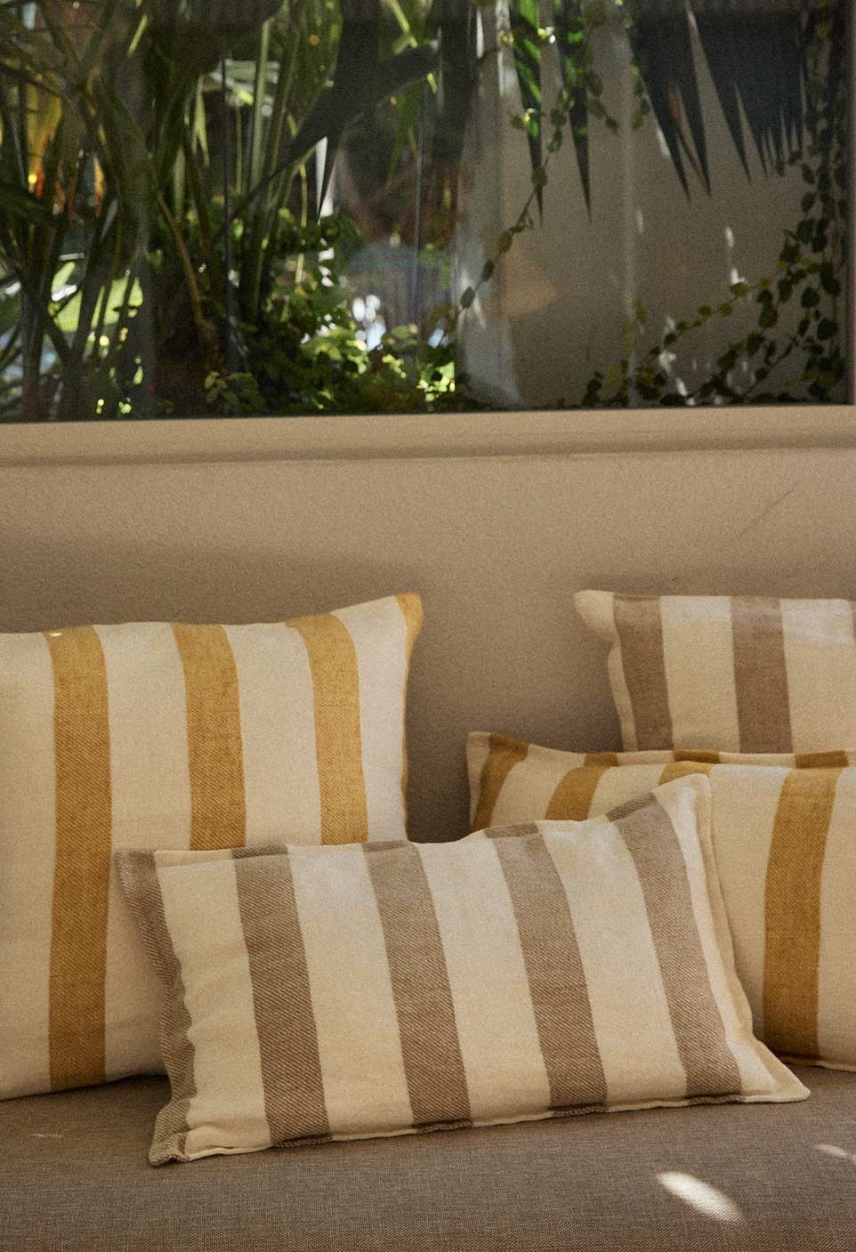 BASTIDE CUSHION  NATURAL STRIPES