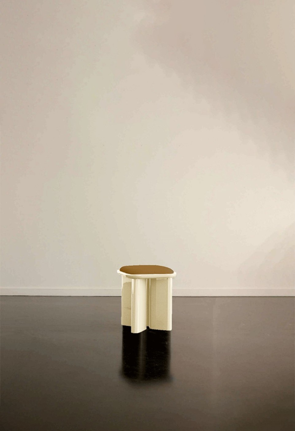 LAZARE POUF  CREAM LACQUERED WOOD