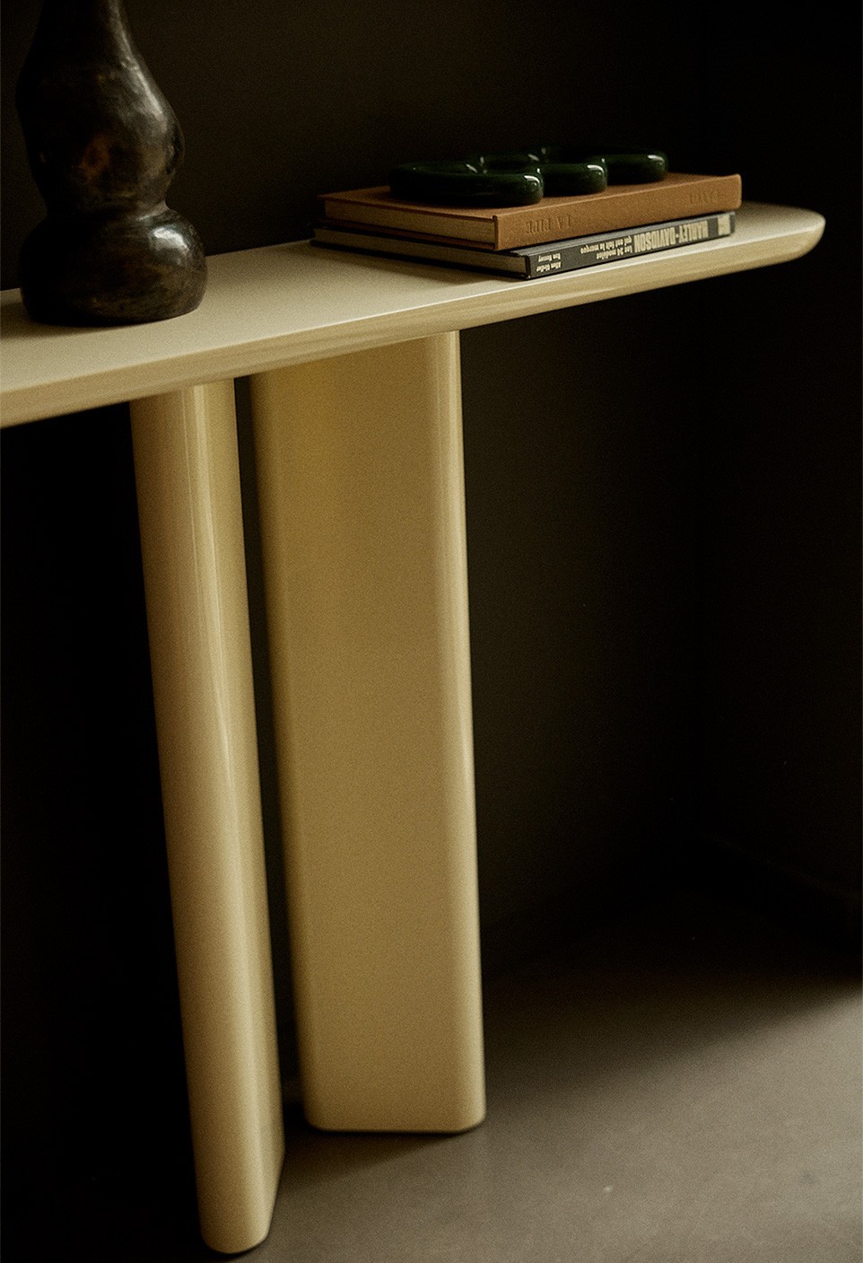 LOU CONSOLE  CREAM LACQUERED WOOD