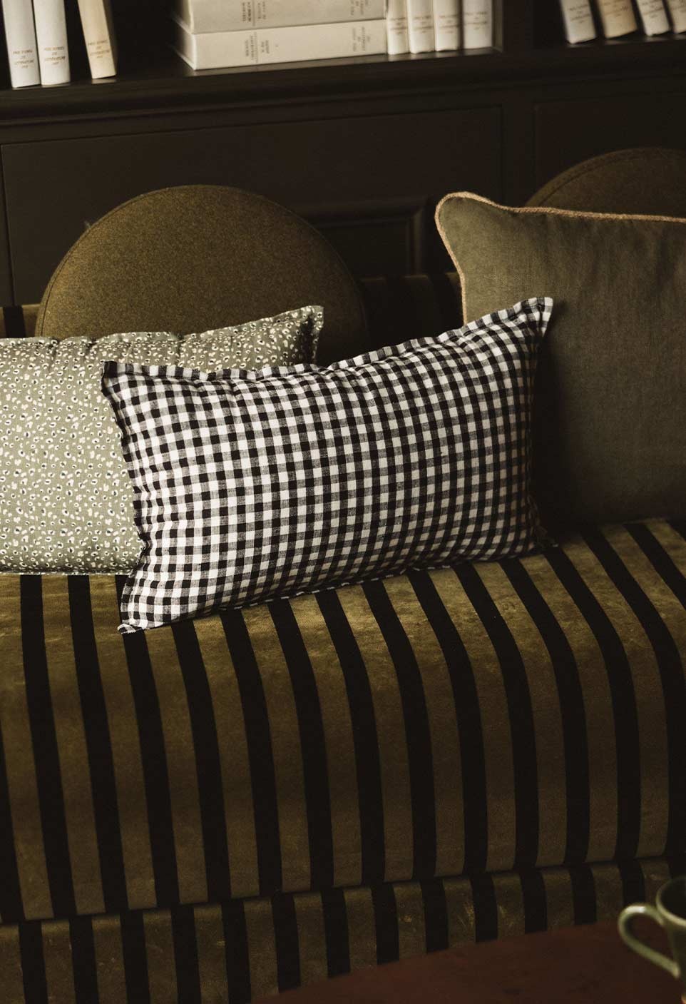 Check taormina cushion - washed linen - vichy black - decoration