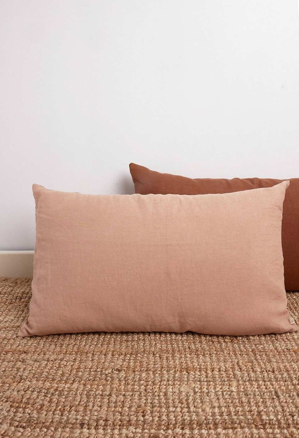 GLAISE WASHED LINEN SAO PAULO PILLOW Comfort for your home