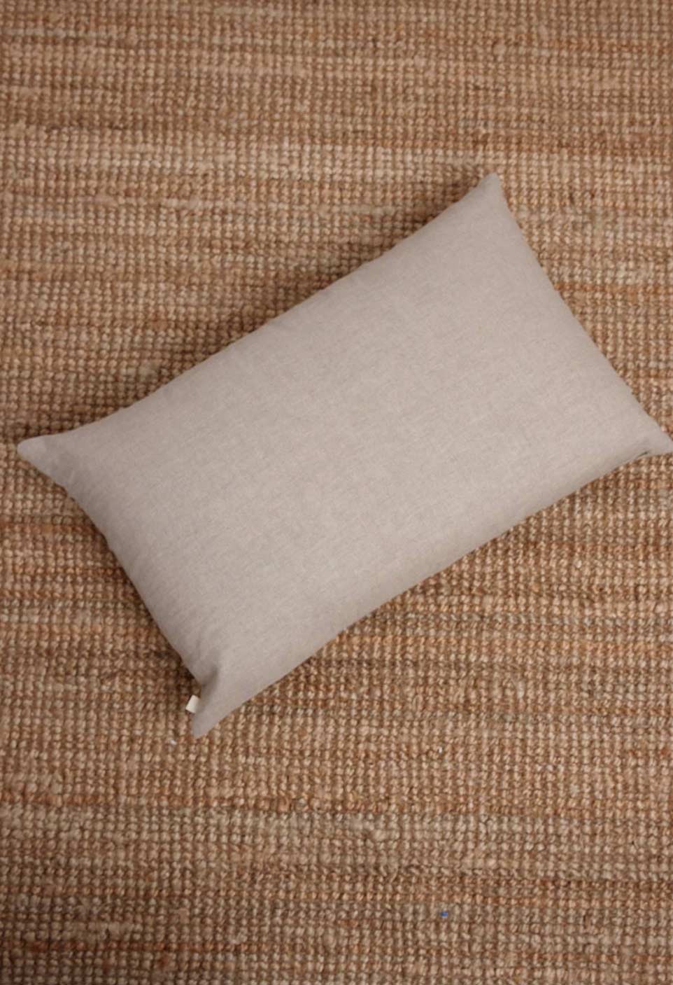 Sao Paulo Linen Cushion - Élégance Naturelle