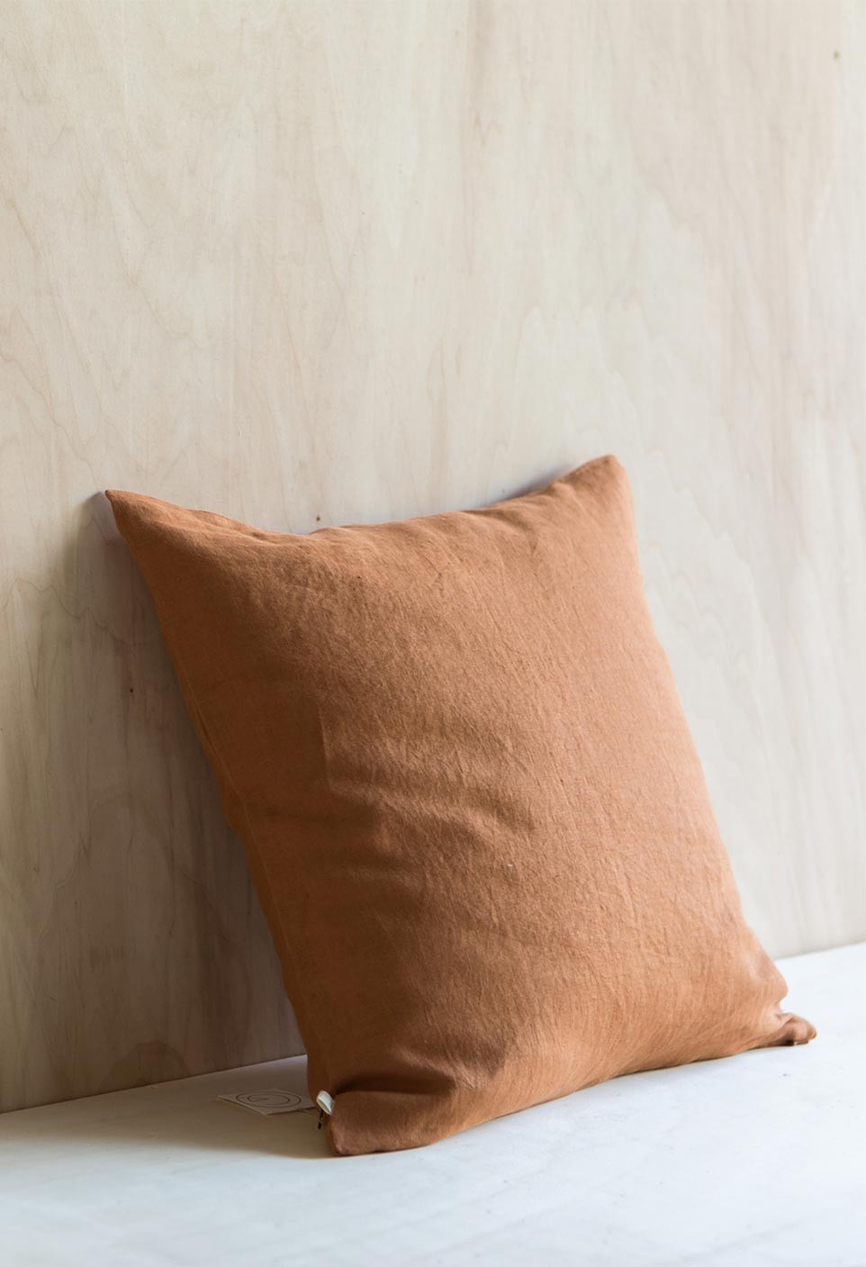 COUSSIN EN LIN LAVÉ  CARAMEL