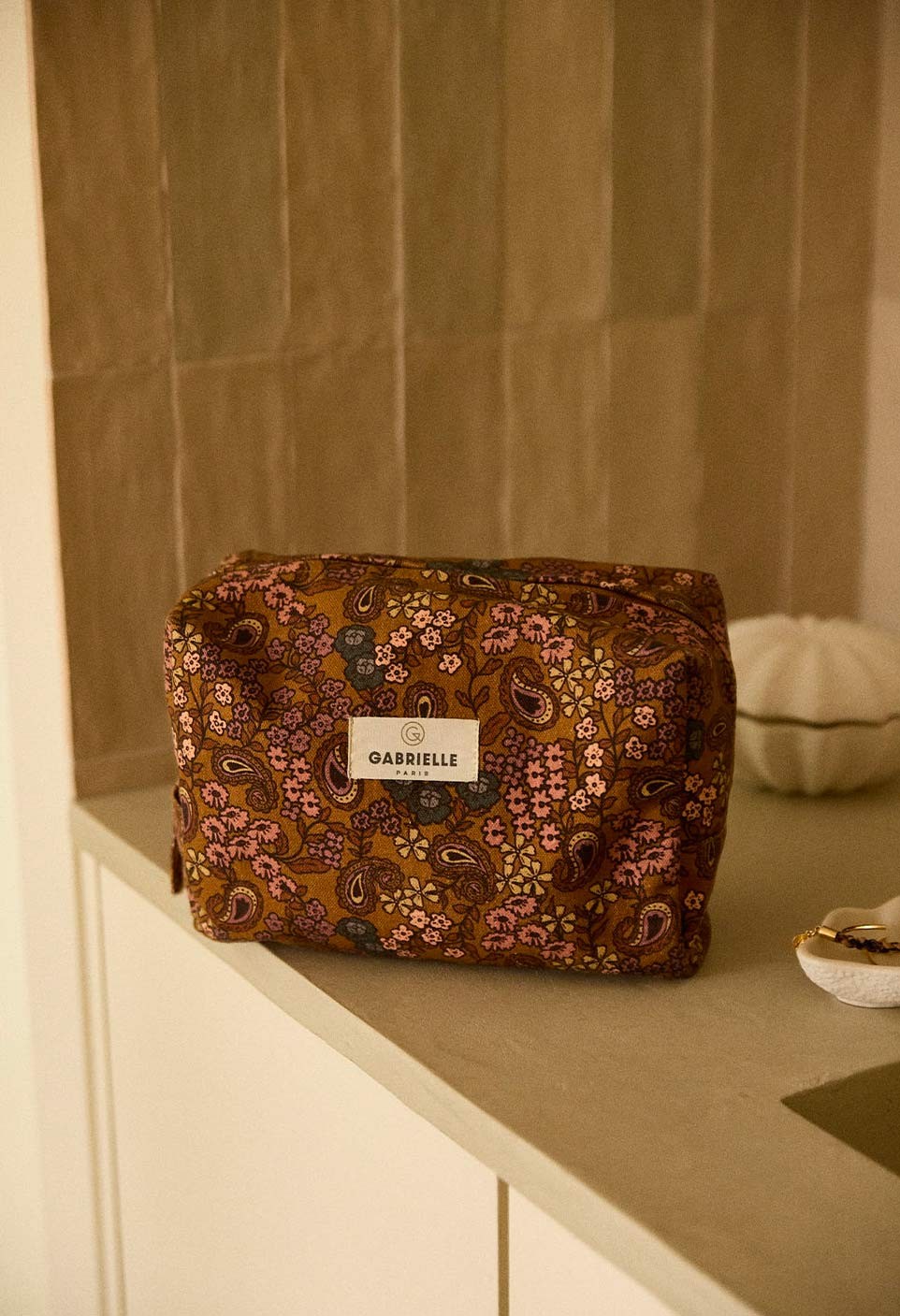 TOILET BAG  OCHER ARABESQUE