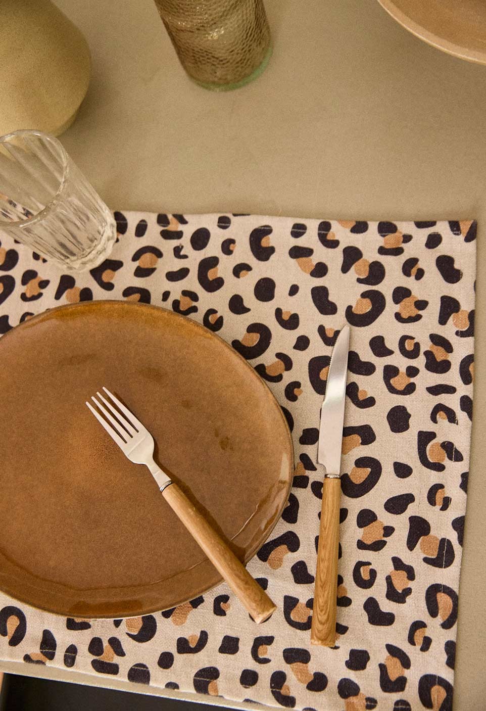 TABLEMAT  LEOPARD