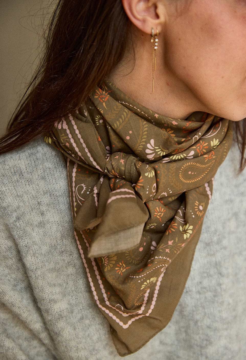 FOULARD  CACHEMIRE OLIVE