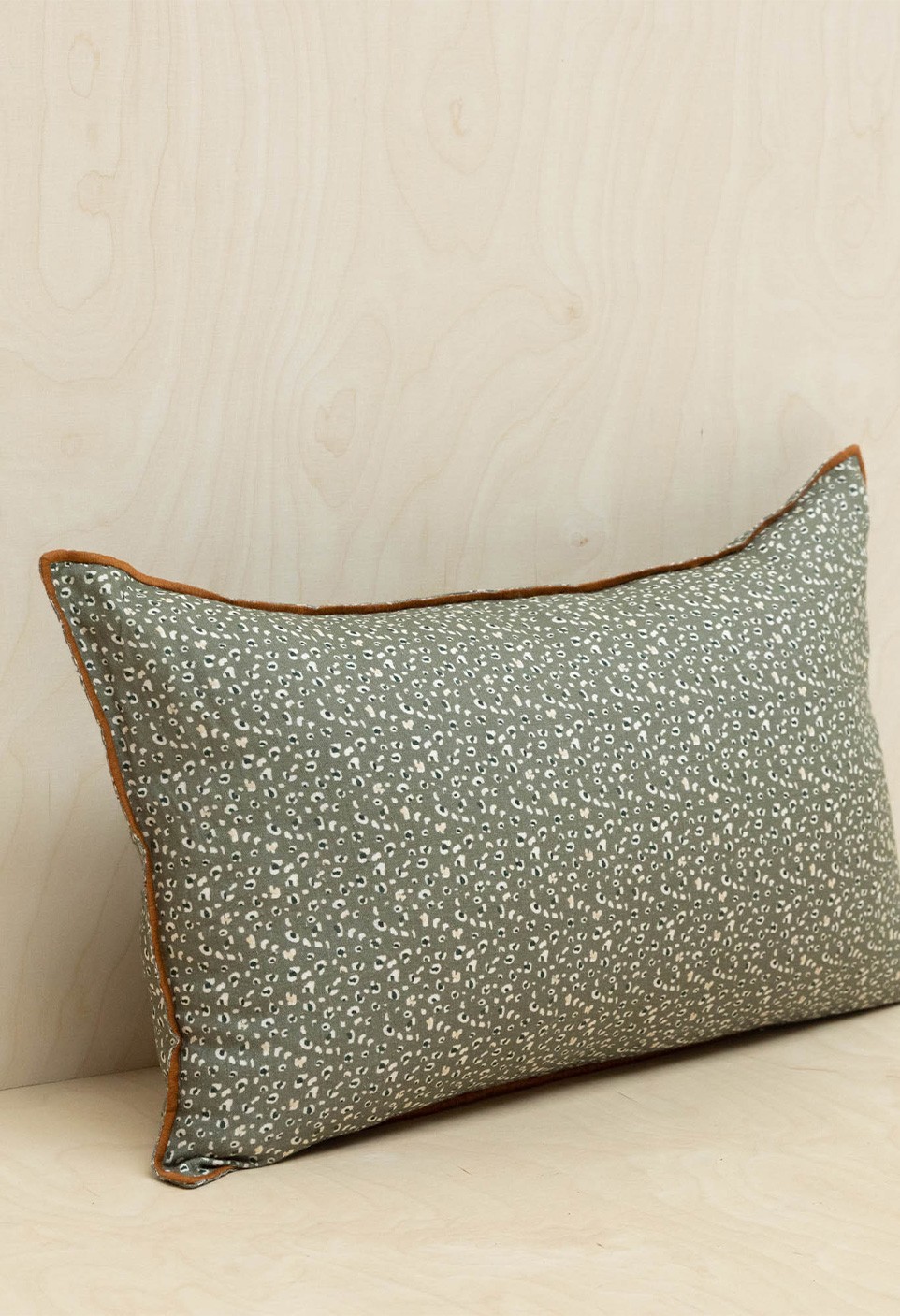 Caracas cushion - print léopard kaki - decoration - household linen