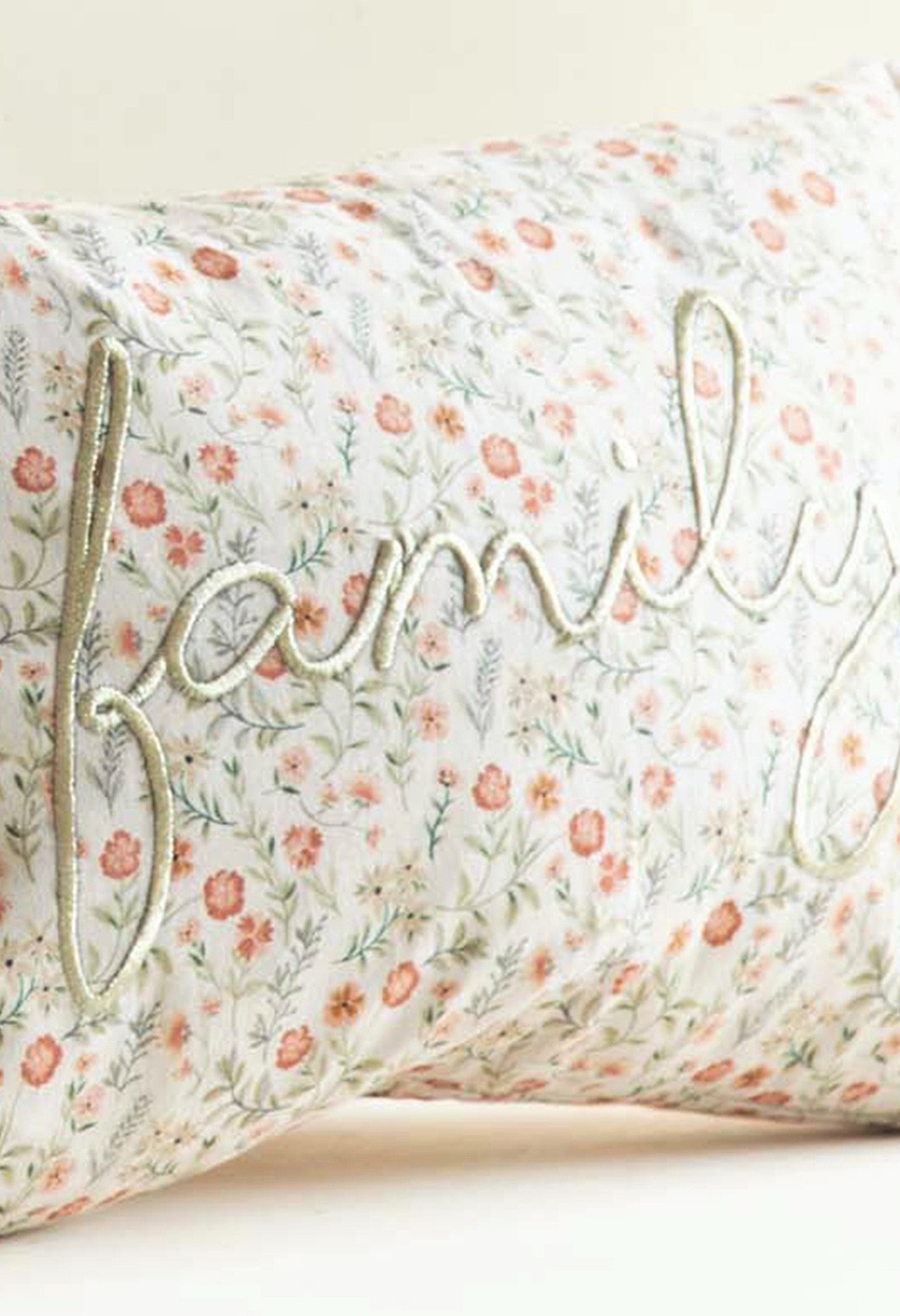 Cushion Colombo Iris Sable cream | Love | Home | Gabrielle Paris