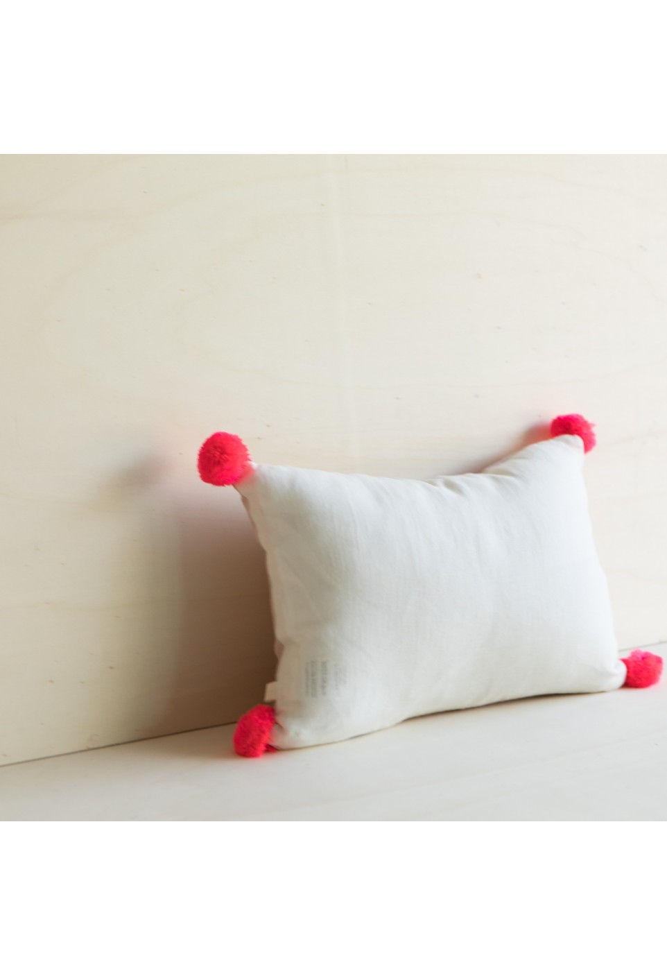 COUSSIN POMPOM DRAGÉE/ MILK