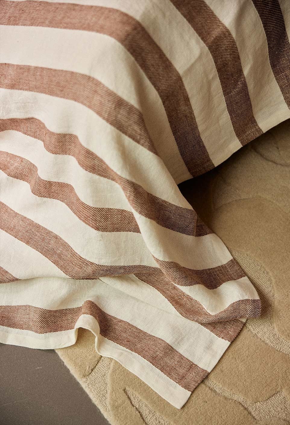 BASTIDE BEDCOVER  MOKA STRIPE