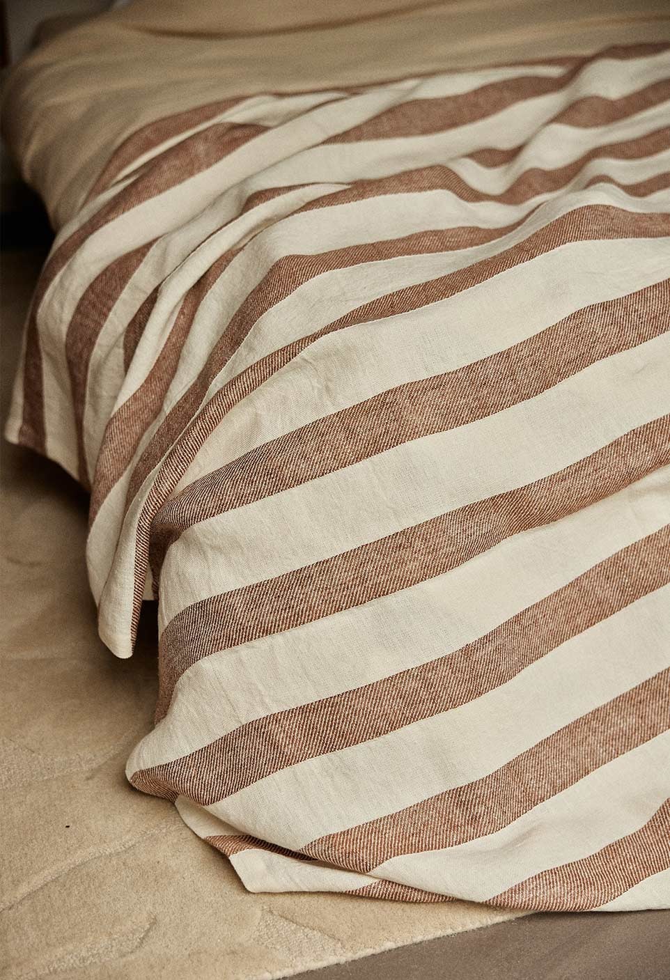 BASTIDE BEDCOVER  MOKA STRIPE